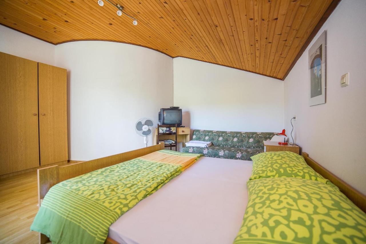 Apartments Pahljina Palit المظهر الخارجي الصورة