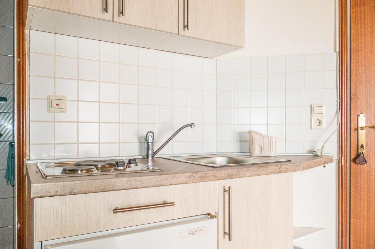 Apartments Pahljina Palit المظهر الخارجي الصورة