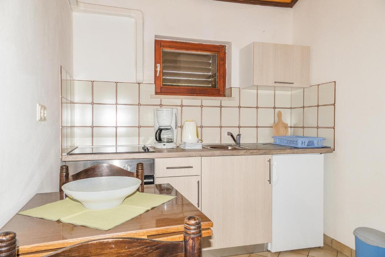 Apartments Pahljina Palit المظهر الخارجي الصورة