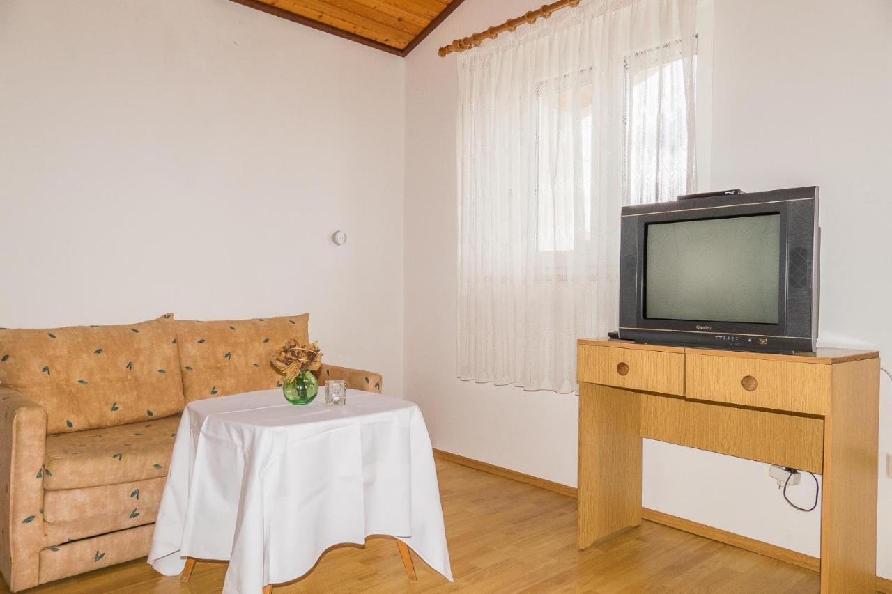 Apartments Pahljina Palit المظهر الخارجي الصورة