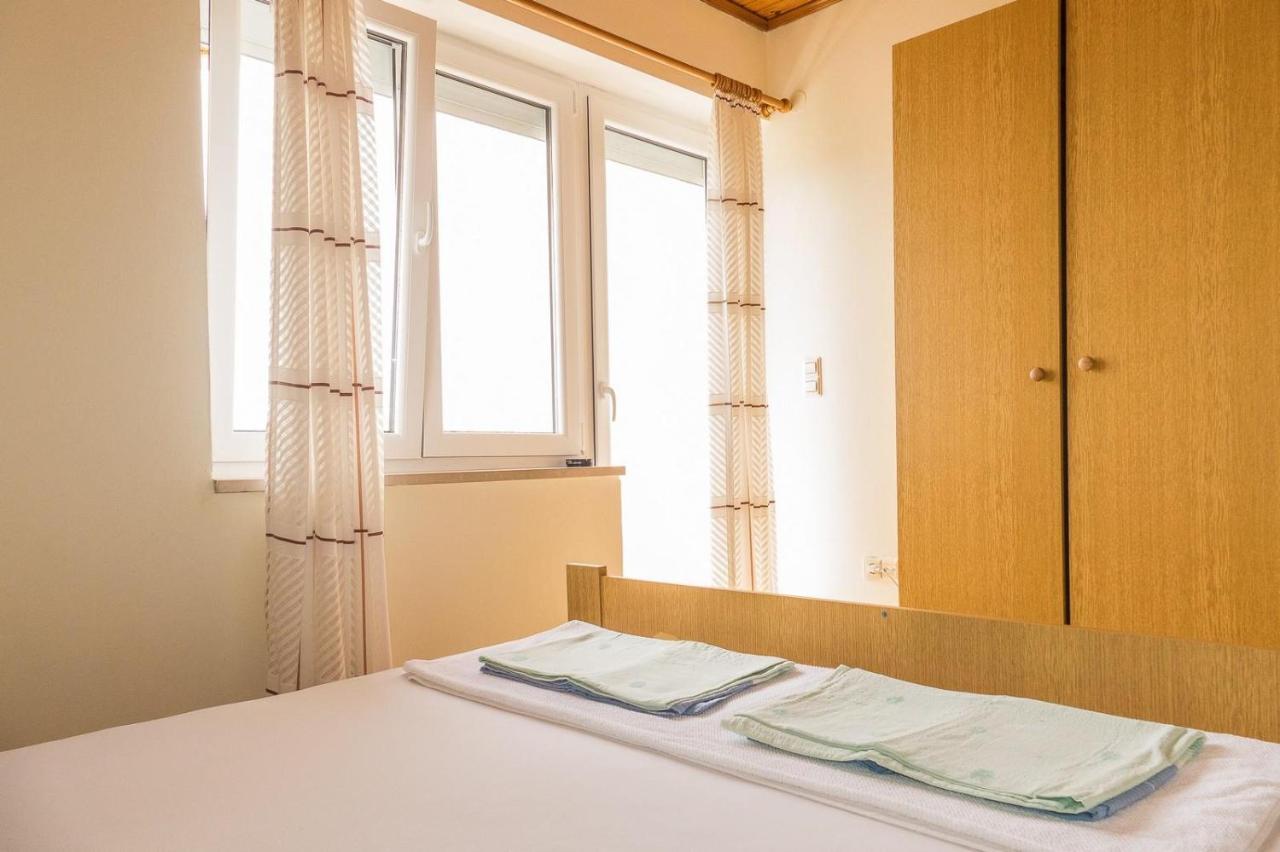 Apartments Pahljina Palit المظهر الخارجي الصورة