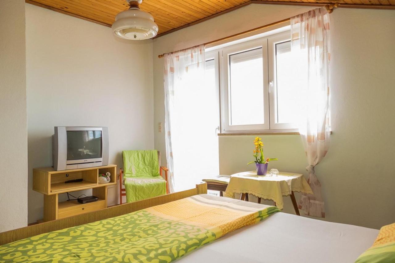 Apartments Pahljina Palit المظهر الخارجي الصورة