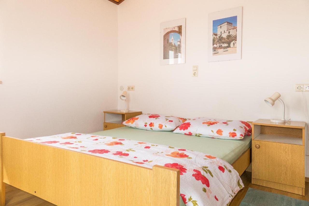 Apartments Pahljina Palit المظهر الخارجي الصورة
